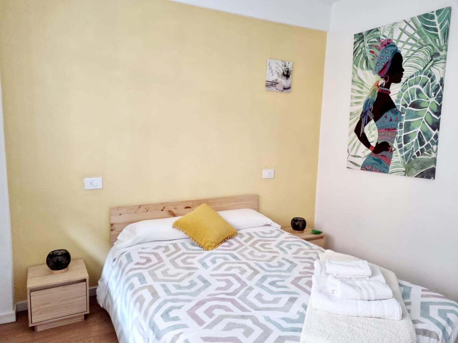 Acogedor, Con Garaje, Centrico. Apartman Vigo Kültér fotó